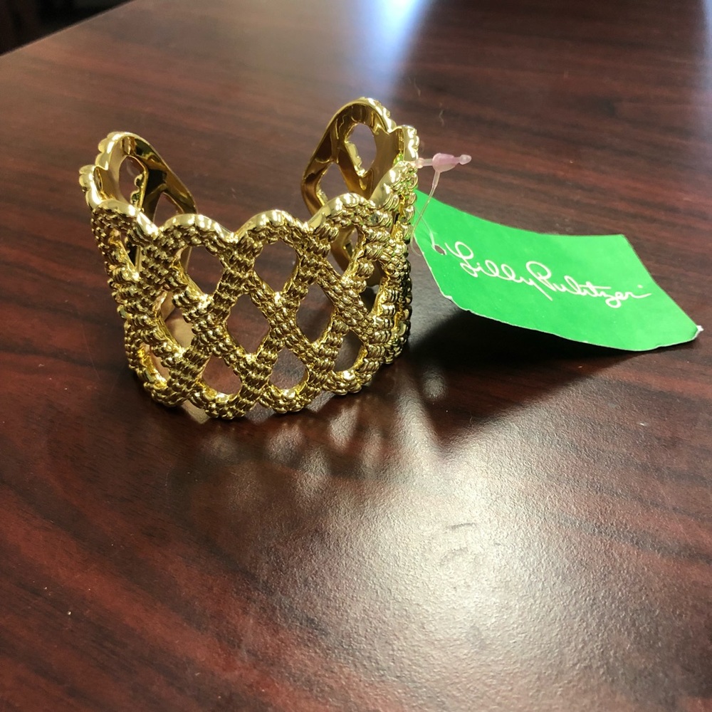 💐NWT Lilly Pulitzer Gold Bangle Cuff Bracelet💐